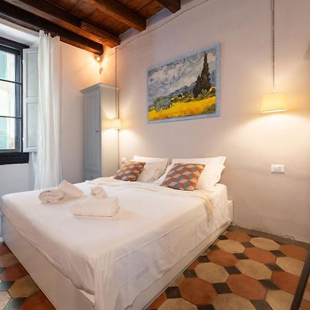 F1 - Santa Croce One Bedroom Apartment For Couples Φλωρεντία Εξωτερικό φωτογραφία