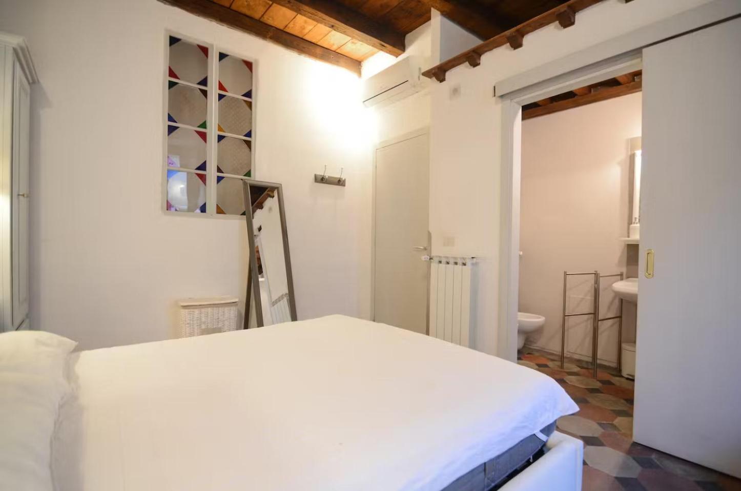 F1 - Santa Croce One Bedroom Apartment For Couples Φλωρεντία Εξωτερικό φωτογραφία