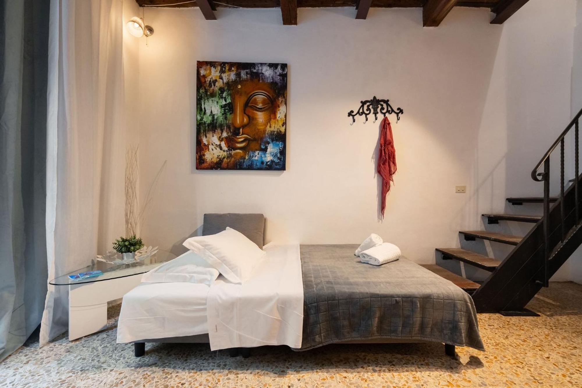 F1 - Santa Croce One Bedroom Apartment For Couples Φλωρεντία Εξωτερικό φωτογραφία